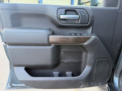 Used 2020 Chevrolet Silverado 2500 LT w/ All Star Edition image 9