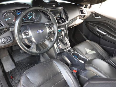 Used 2014 Ford Escape Titanium FWD image 16
