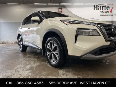 Used 2021 Nissan Rogue SV w/ Premium Package