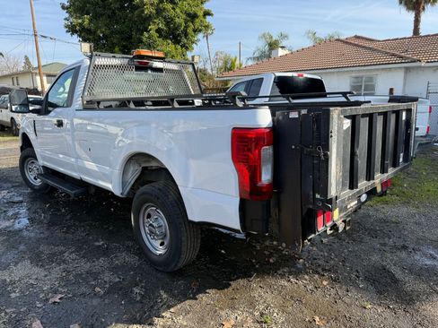 Used 2018 Ford F250 XL w/ Power Equipment Group image 3