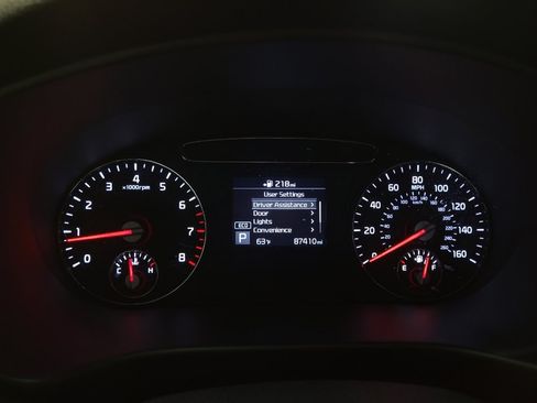 Used 2019 Kia Sorento FWD image 23