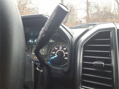 Used 2018 Ford F150 XLT w/ Trailer Tow Package image 21