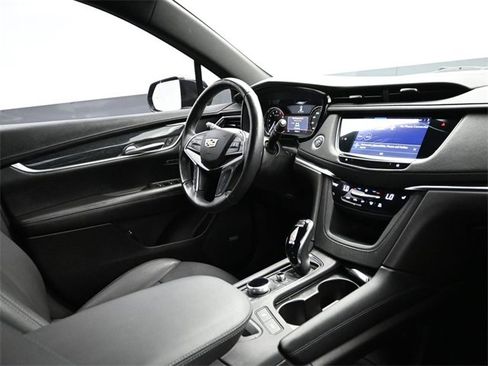 Used 2022 Cadillac XT5 Premium Luxury image 19