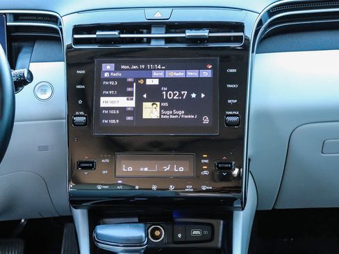 Used 2023 Hyundai Tucson SEL w/ Convenience Package image 14