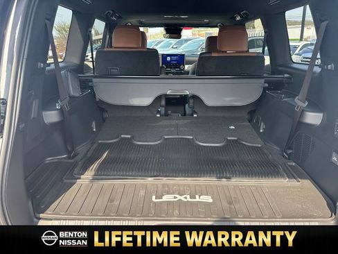 Used 2026 Lexus GX 550 w/ Accessory Package (2T) image 12