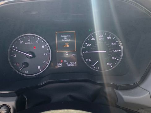 Used 2023 Subaru Outback Premium AWD/4WD image 11