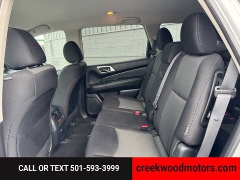 Used 2020 Nissan Pathfinder SV image 12