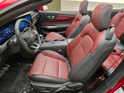 Used 2024 Ford Mustang GT Premium RWD image 17