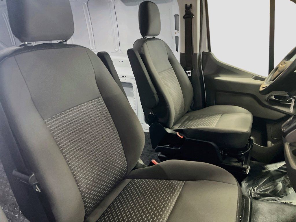 Used 2024 Ford Transit 150 Low Roof RWD image 25