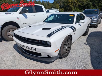 Used 2016 Dodge Challenger R/T Scat Pack w/ Leather Interior Group