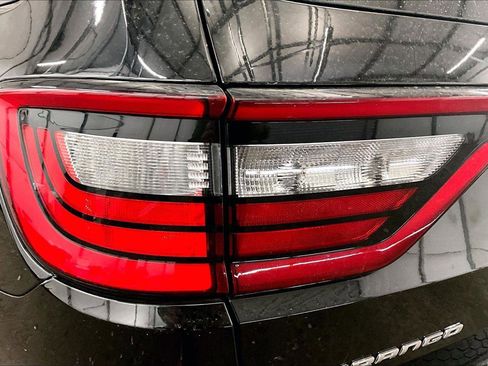 Used 2019 Dodge Durango SXT w/ 3rd Row Seating Group image 30