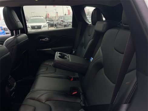 Used 2020 Jeep Cherokee Limited w/ Technology Group image 21