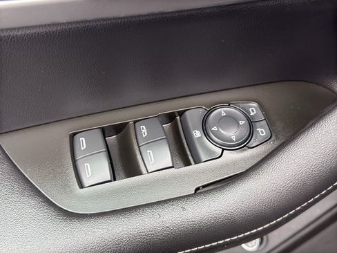 Used 2023 Chevrolet Blazer LT w/ Convenience Package image 12