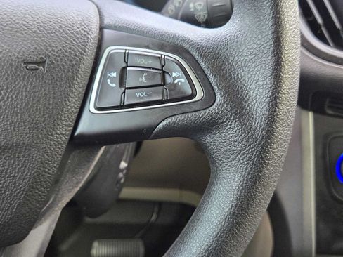 Used 2019 Ford Escape SE FWD image 27