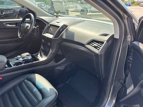 Used 2019 Ford Edge SEL w/ Equipment Group 201A AWD/4WD image 28