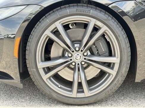 Used 2024 Jaguar F-TYPE R AWD/4WD image 19
