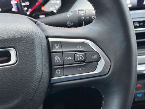 Certified 2022 Jeep Compass Limited image 23