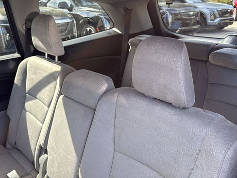 Used 2021 Honda Pilot EX image 28