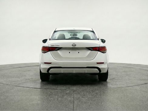 Used 2025 Nissan Sentra SV FWD image 7