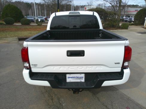 Used 2023 Toyota Tacoma SR5 image 11