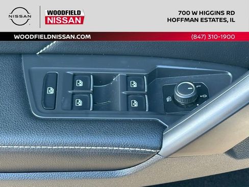 Used 2022 Volkswagen Tiguan SE image 19