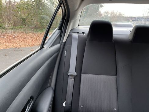 Used 2025 Nissan Sentra SV image 37