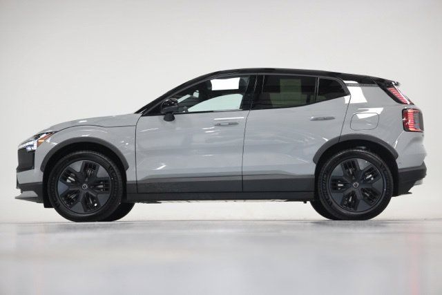 Used 2026 Volvo EX30 Cross Country Ultra w/ Protection Package Premier AWD/4WD image 9