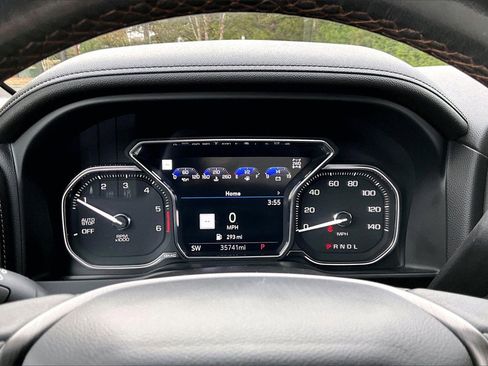 Used 2021 GMC Sierra 1500 AT4 w/ AT4 Premium Package image 9