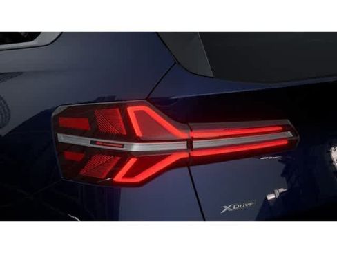 Used 2026 BMW X3 xDrive30 w/ Premium Package image 8