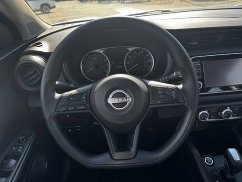 Used 2024 Nissan Kicks S FWD image 10