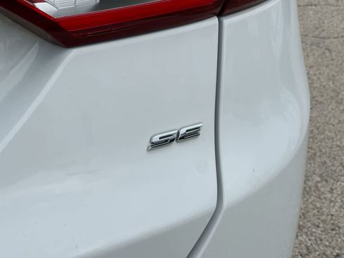 Used 2018 Ford Fusion SE image 18