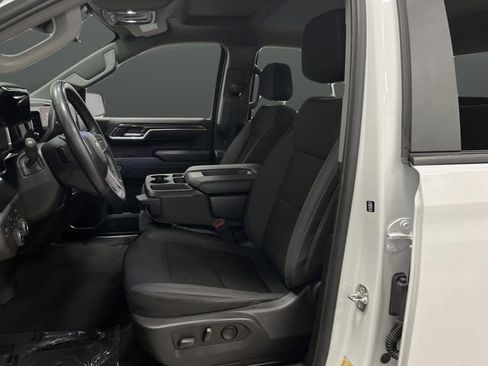 Used 2025 Chevrolet Silverado 1500 LT w/ Work Truck Package image 4