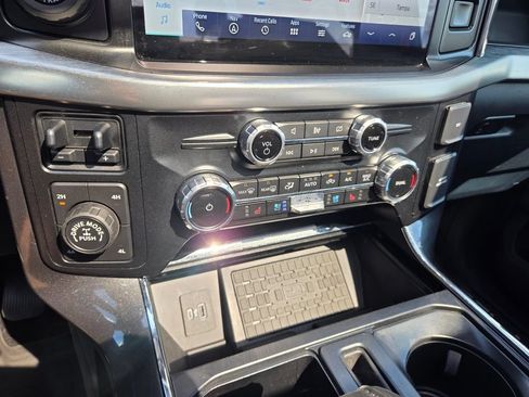 Used 2023 Ford F150 Lariat w/ Equipment Group 502A High AWD/4WD image 27