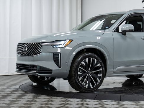 New 2026 Volvo XC90 B6 Plus w/ Protection Package Premier image 26