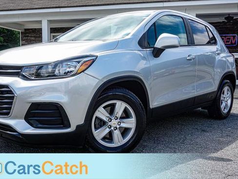 Used 2020 Chevrolet Trax LS w/ Tint and Cruise Package image 7
