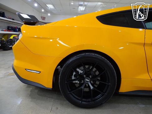 Used 2019 Ford Mustang GT Premium w/ Black Accent Package image 30