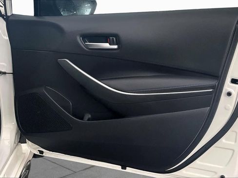 Used 2020 Toyota Corolla SE FWD image 23