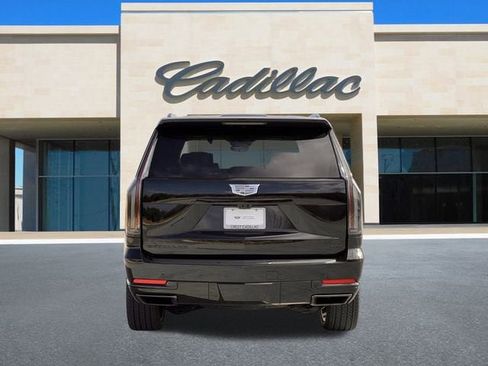 Certified 2026 Cadillac Escalade Platinum Sport w/ LPO, ONYX Package image 5