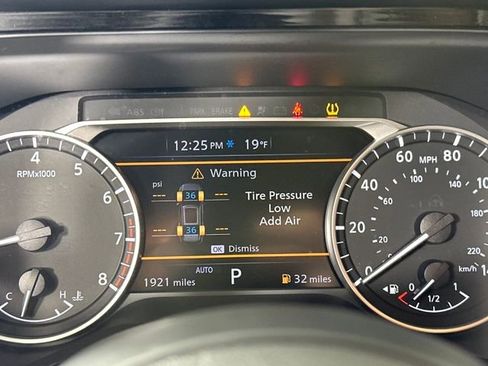 Used 2025 Nissan Pathfinder Rock Creek image 18