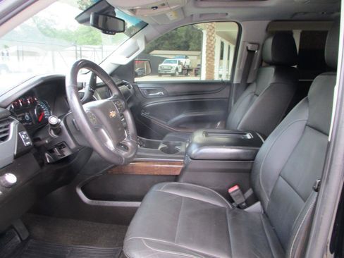 Used 2017 Chevrolet Tahoe LT RWD image 18