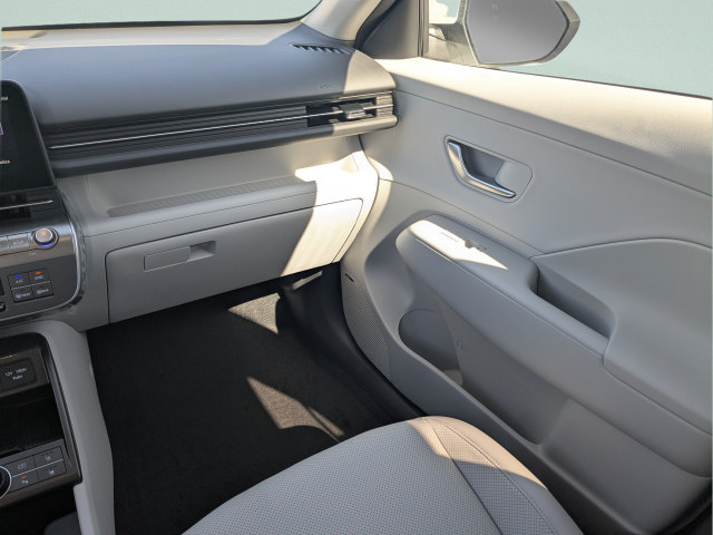 New 2027 Hyundai Kona Limited FWD image 19