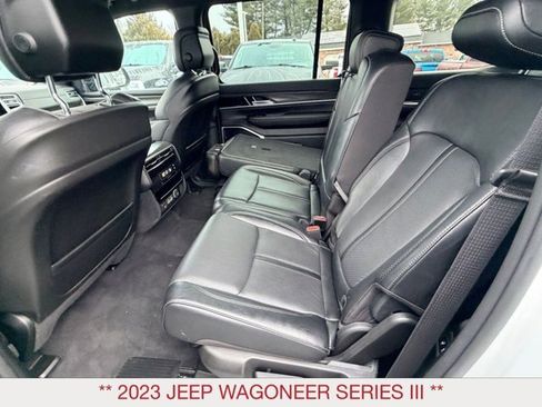 Used 2023 Jeep Wagoneer Series III w/ Preferred Equipment Group image 21