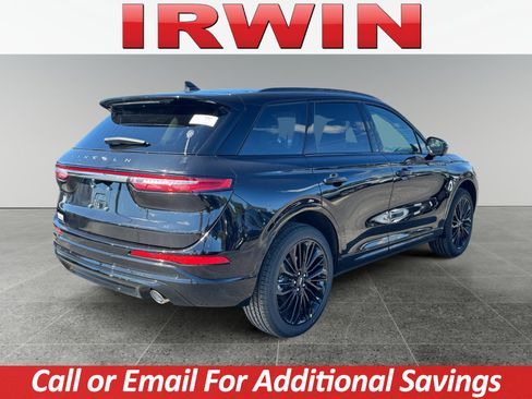 New 2026 Lincoln Corsair Reserve w/ Jet Appearance Package image 5