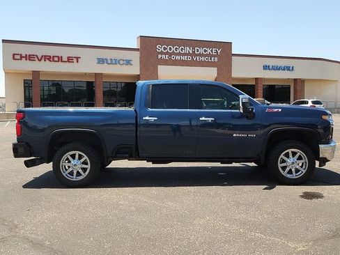 Used 2020 Chevrolet Silverado 2500 LTZ w/ LTZ Premium Package AWD/4WD image 5