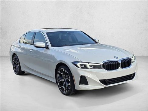 Used 2026 BMW 330i xDrive Sedan AWD/4WD image 3