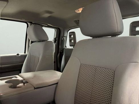 Used 2015 Ford F250 XL w/ Power Equipment Group image 14