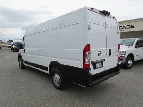 Used 2025 RAM ProMaster 3500 w/ Convenience Group FWD image 9