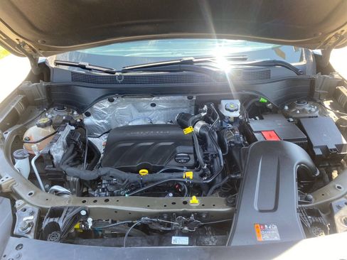 Used 2024 Chevrolet Trax LT FWD image 22