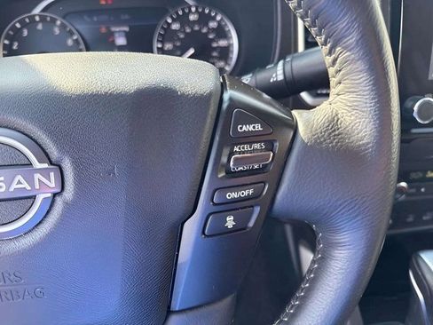 Used 2023 Nissan Frontier SV w/ SV Convenience Package image 22