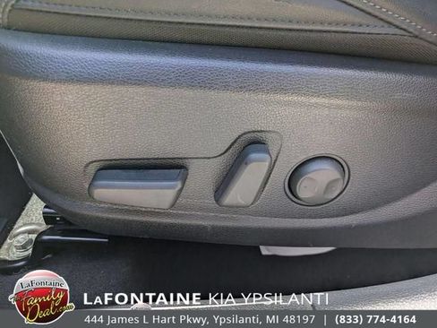 Certified 2024 Kia Seltos EX AWD/4WD image 14